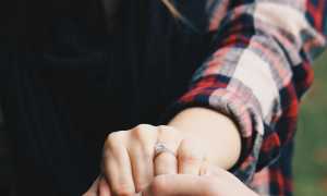 Почему парень не делает предложение: причины и возможные решения