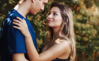 ТОП-10 причин, почему мужчина проявляет интерес, но не действует в отношениях