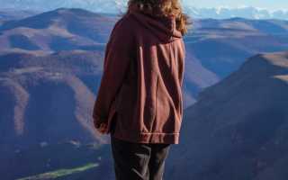 Почему в присутствии парня горят щеки? Узнайте причины и советы