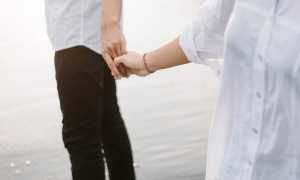 Почему мужчина холоден и безразличен к женщине в отношениях: причины и последствия