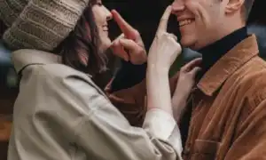 Модели и роли поведения в отношениях и их характеристика: анализ и примеры