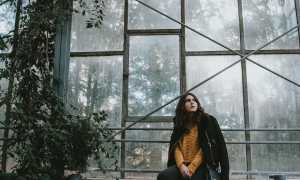 Почему парням нравятся холодные девушки? Исследуем причины