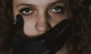 Как вести себя с абьюзером мужчиной в отношениях для сохранения здоровья