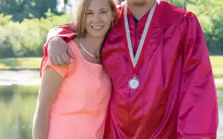 Почему мужчин привлекают женщины постарше – ТОП-10 причин и их особенности