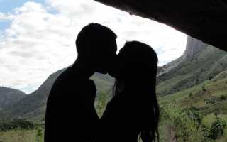 Почему парень не целует на 3 свидании? Узнайте причины и советы