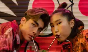 Парень платит за девушку на первом свидании или она должна сама – мнения и советы