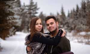 Почему парень скрывает девушку в соц сетях? Разбираемся в причинах