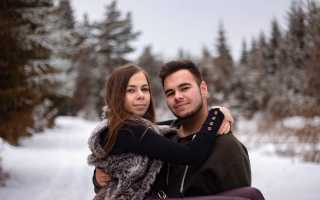 Почему парень скрывает девушку в соц сетях? Разбираемся в причинах