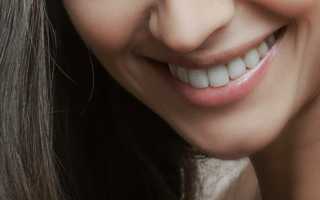 Почему парень называет малышкой? Узнайте причины и значение