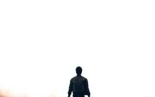 Отношения с мужчиной Водолеем: что нужно знать для гармонии