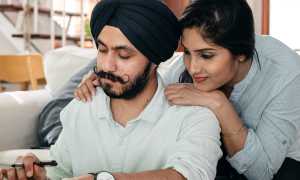 Стоит ли строить отношения с мужчиной, который зарабатывает меньше меня, чем с другими?