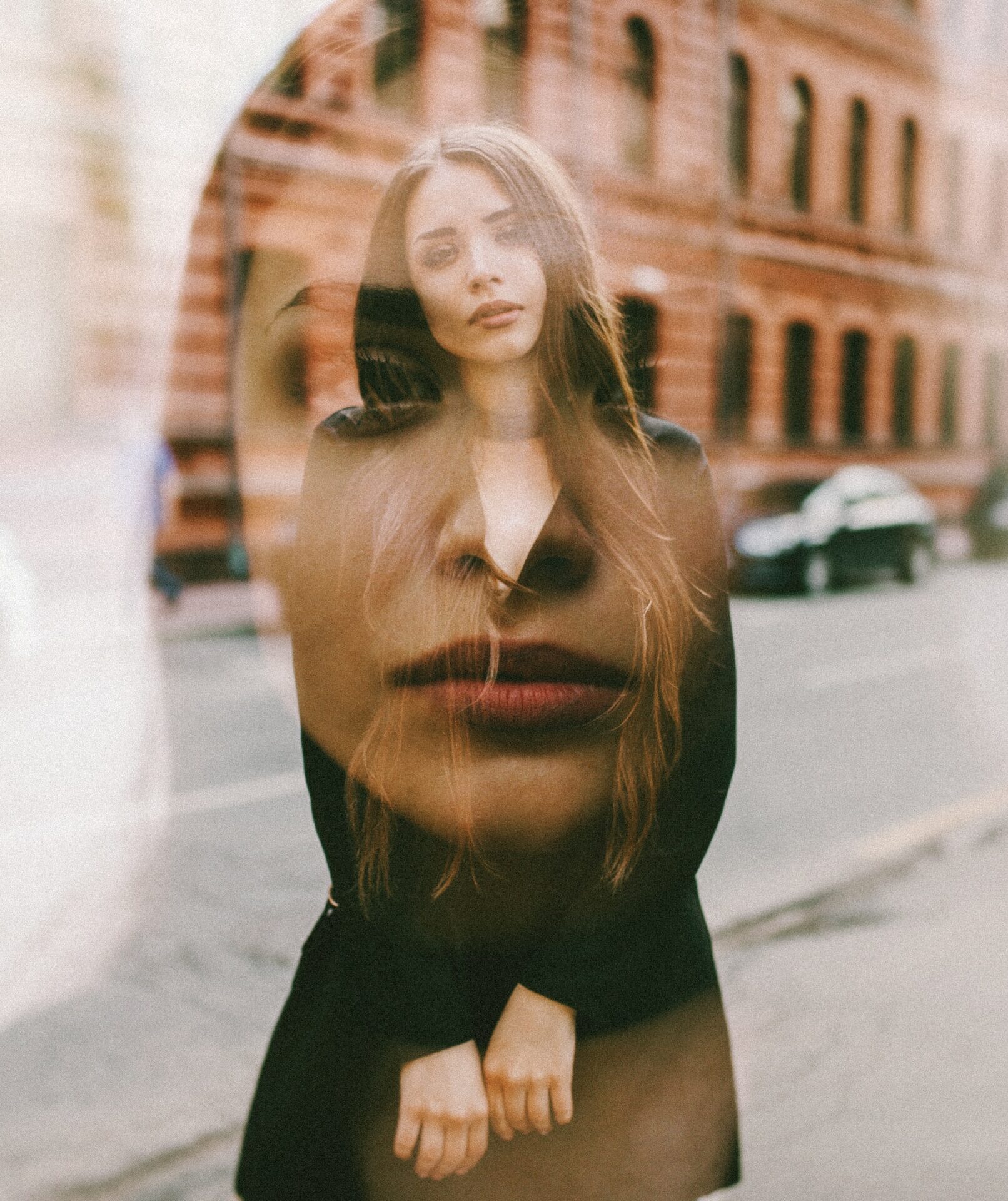 грустная девушка