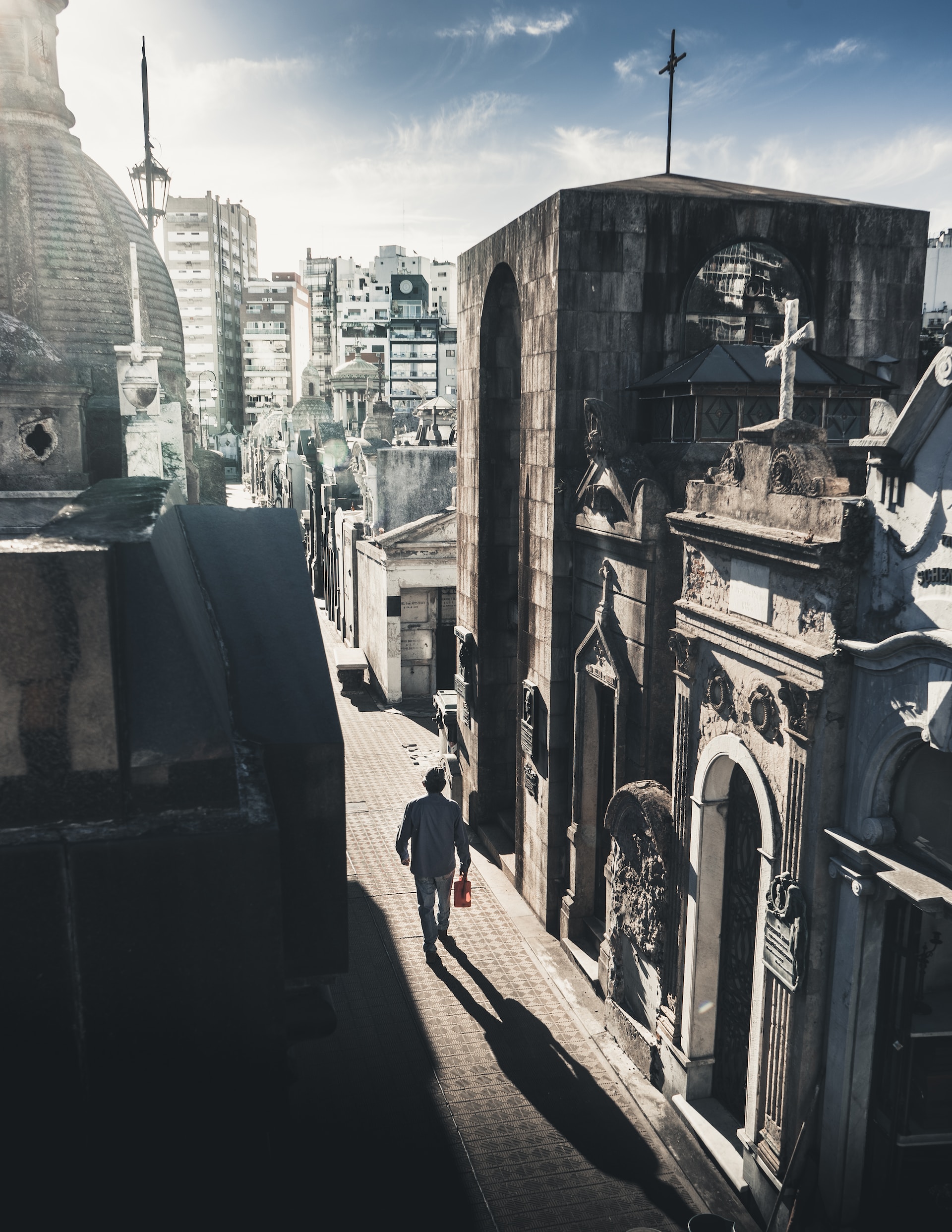 мужчина на улице