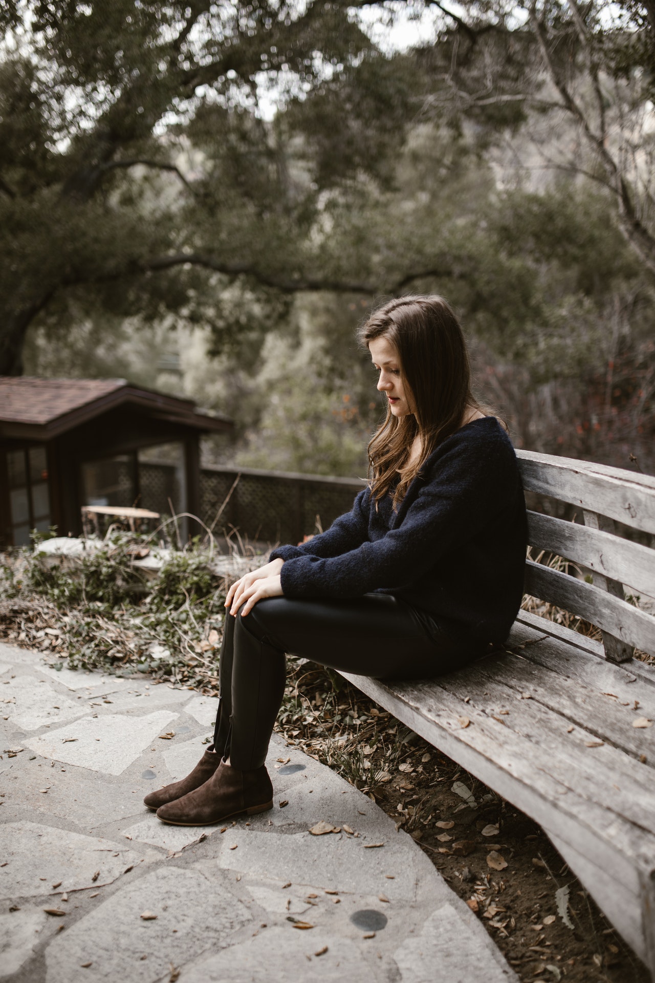 грустная девушка