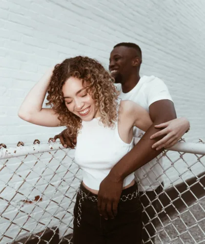 девушка и парень